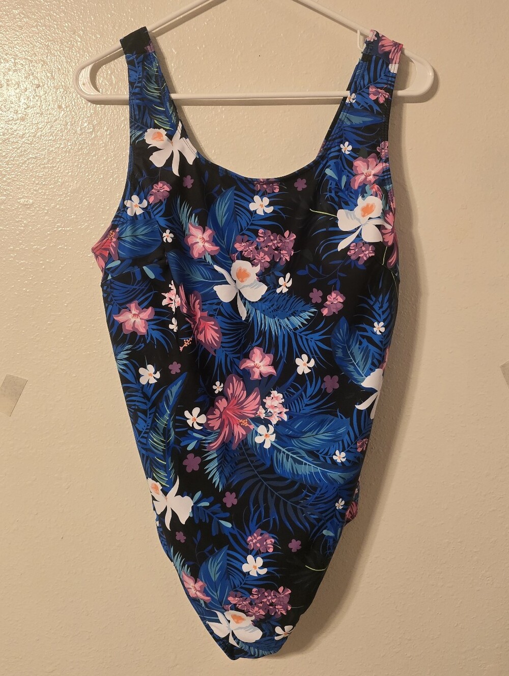 Women's Tropical Floral One Piece Swimsuit, Size 2XL - Brand New